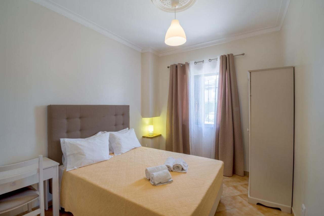 Apartamentos Pinto Quarteira Eksteriør bilde