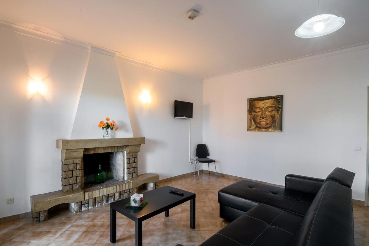 Apartamentos Pinto Quarteira Eksteriør bilde